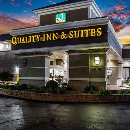 Quality Inn & Suites Kansas City - Independence I-70 East Eksteriør billede