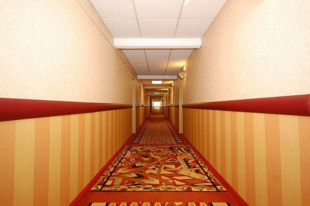 Quality Inn & Suites Kansas City - Independence I-70 East Eksteriør billede